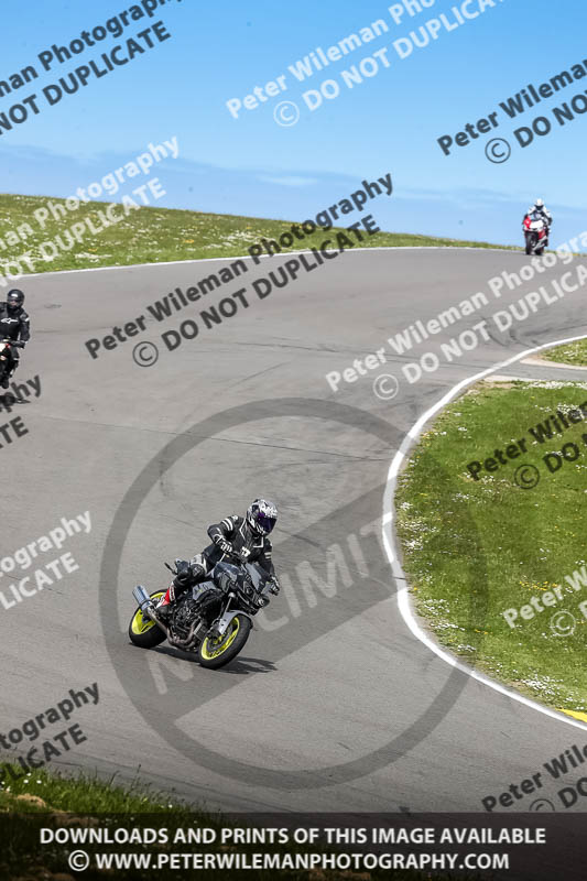 anglesey no limits trackday;anglesey photographs;anglesey trackday photographs;enduro digital images;event digital images;eventdigitalimages;no limits trackdays;peter wileman photography;racing digital images;trac mon;trackday digital images;trackday photos;ty croes